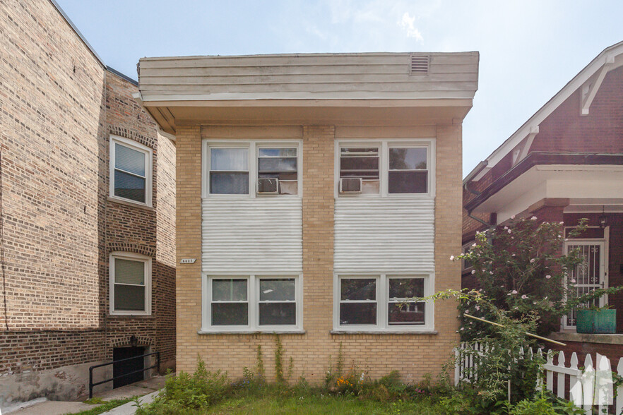 Building Photo - 6427 N Hermitage Ave