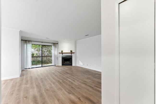 Building Photo - 56 Finch Trail NE