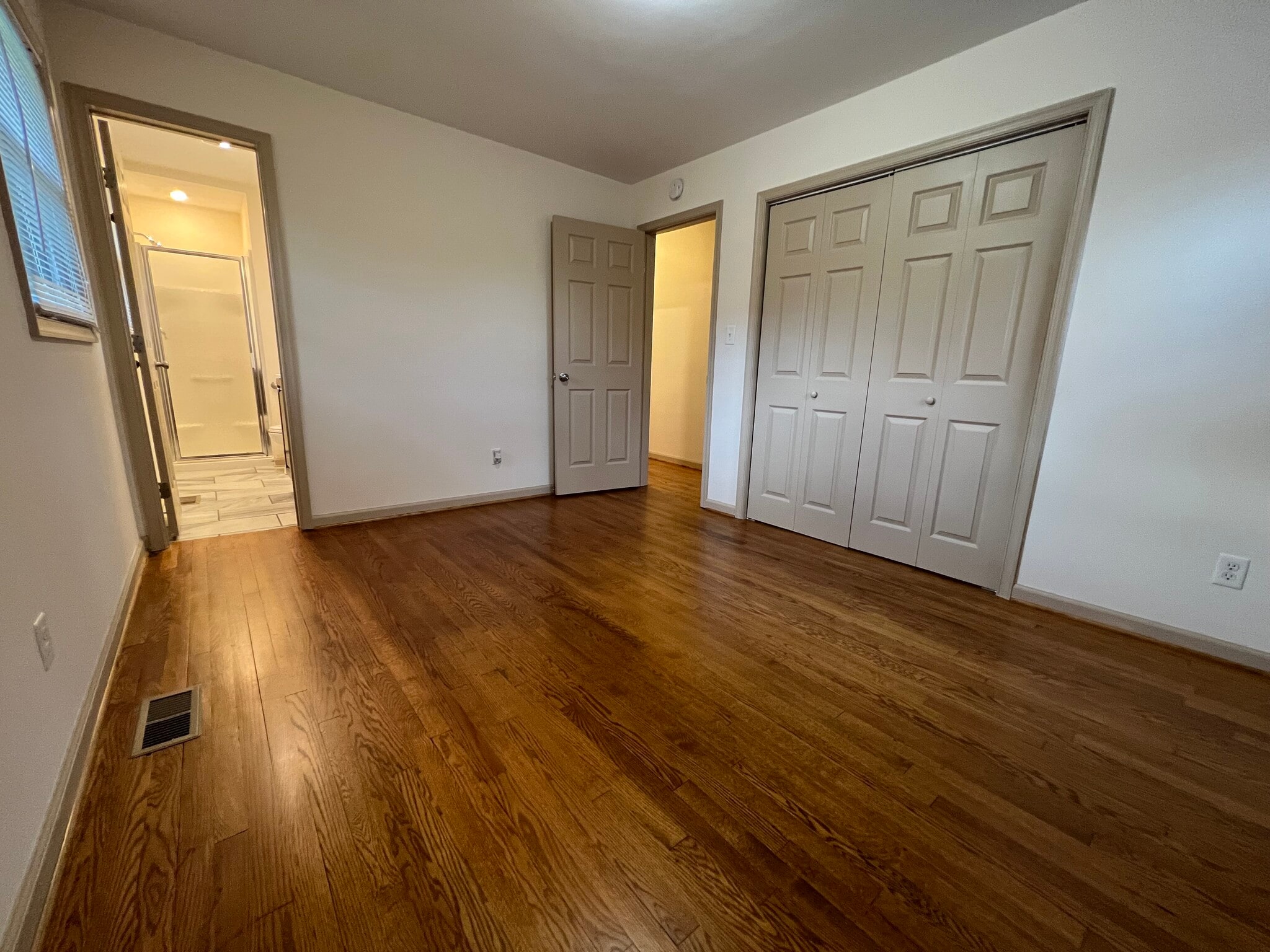 Building Photo - 4020 Bradshaw Rd