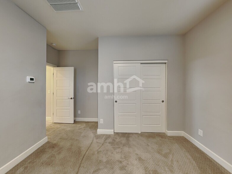 Building Photo - 18251 W Thunderhill Pl