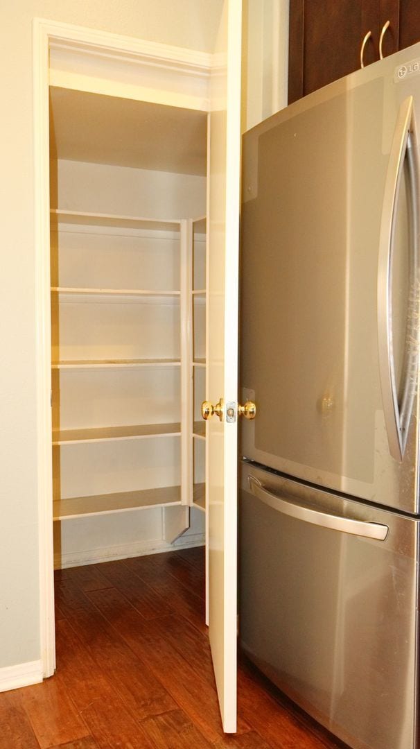 Building Photo - 3 bedrooms 2.5 baths  house in Eastlake- Chula Vista