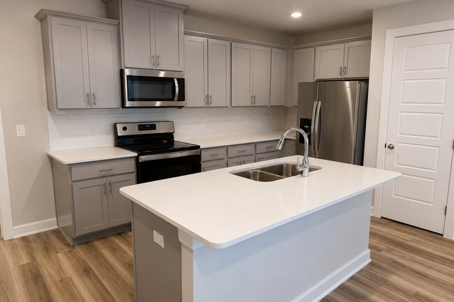 Building Photo - Wonderful Townhome with Pickleball Court
