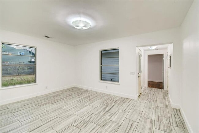 Building Photo - 4813 Blueberry Trail