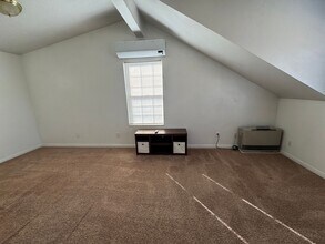 Building Photo - Beautiful studio apartment for rent in Draper!