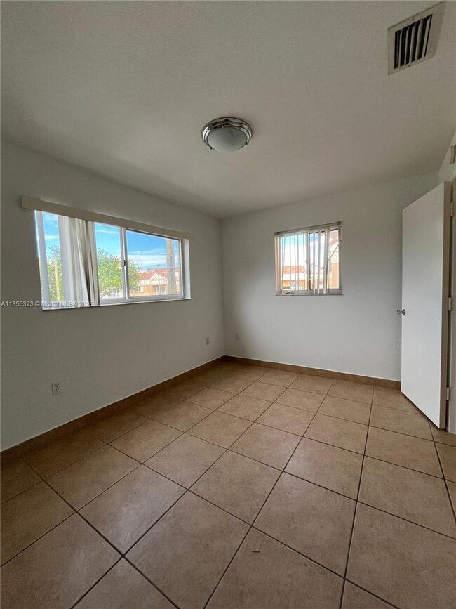 Building Photo - 14915 SW 80th St