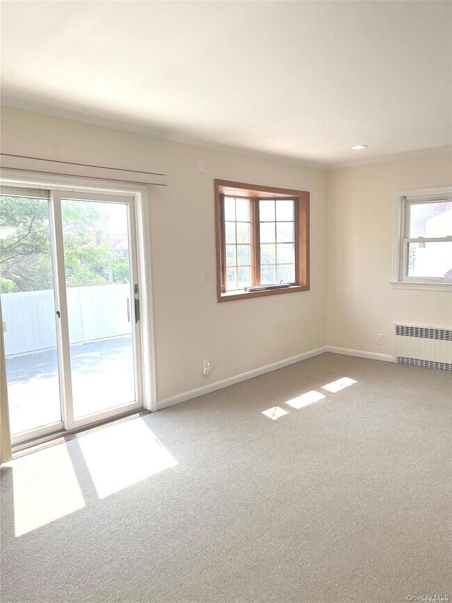 Building Photo - 307 Magnolia Blvd