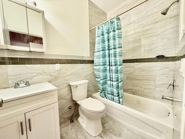 Building Photo - 91 W 20th St