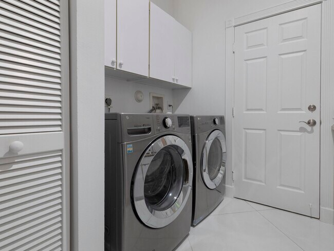 Building Photo - 21713 Marigot Dr