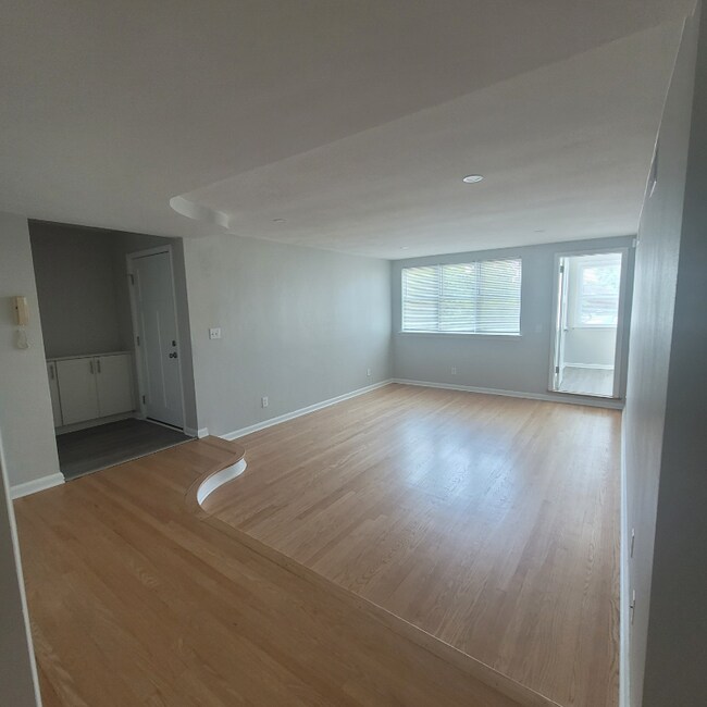 Building Photo - 110 Marcy St