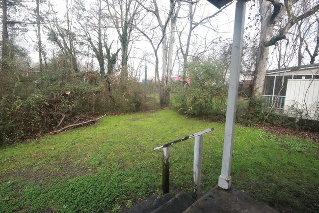 Building Photo - 4 Williamson St SW