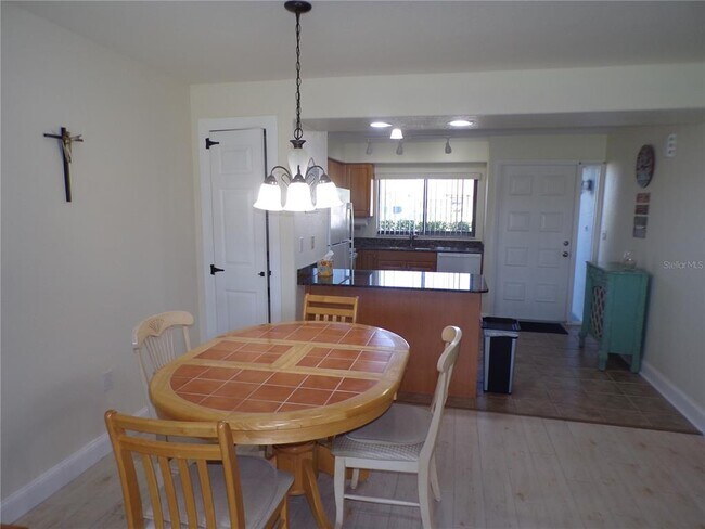 Building Photo - 1356 Rio De Janeiro Ave