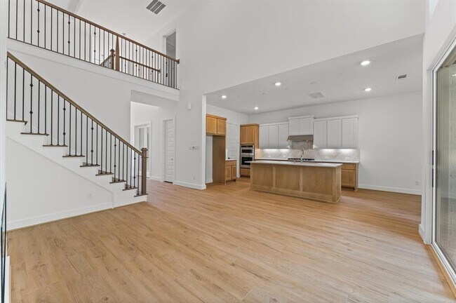 Building Photo - 8222 Sherman Pk Trl