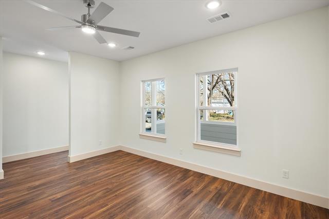 Building Photo - 504 E Kimball St