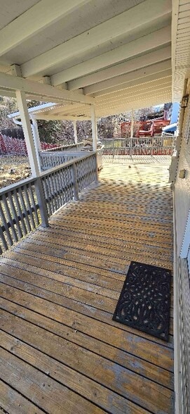 Building Photo - 1935 S Lennox St