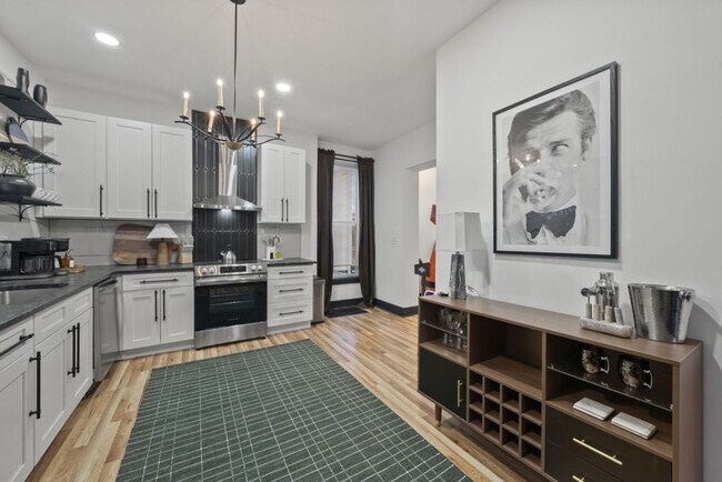 Building Photo - 286 Taylor Ave