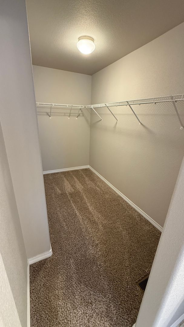 Building Photo - Spacious Two-Story Home in Growing Lorson Ranch Community