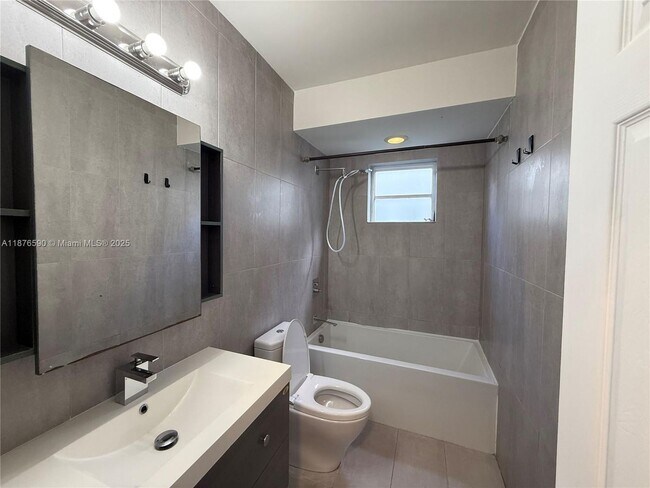 Building Photo - 4021 Red Rd