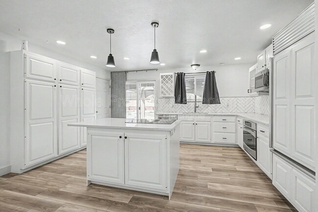 Building Photo - 17805 E Kansas Pl