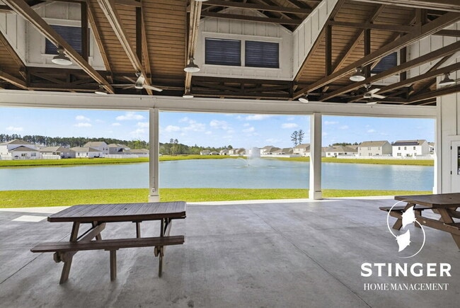 Building Photo - 334 Sanctuary Dr