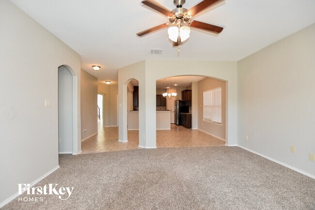 Building Photo - 8817 Tenderfoot Ln
