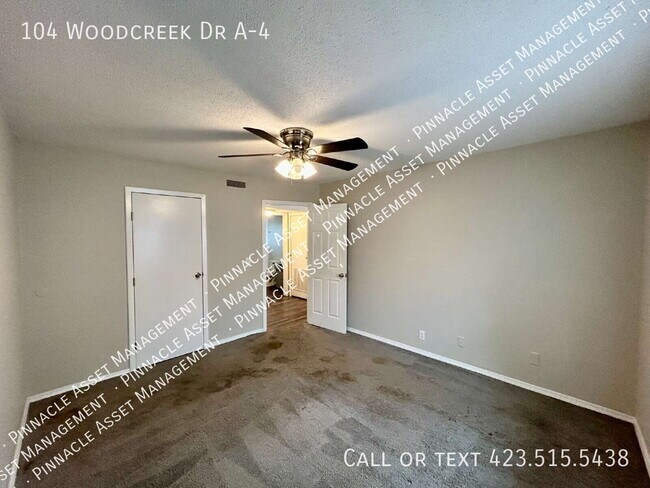 Building Photo - 104 Woodcreek Rd