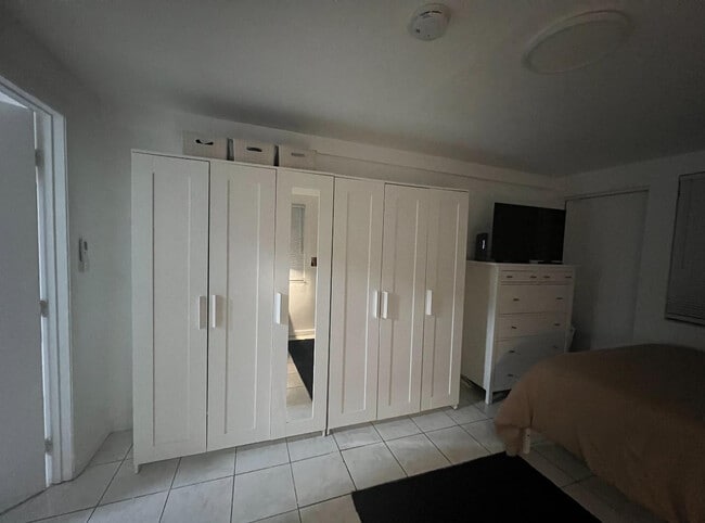 Building Photo - 1340 NE 204th Terrace