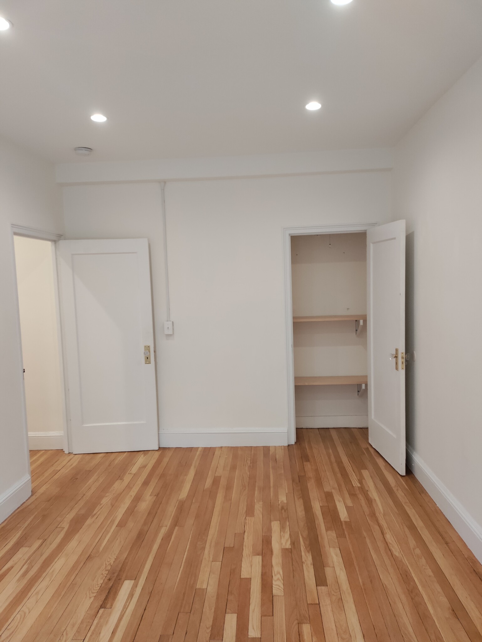 Building Photo - 16 Chauncy Street
