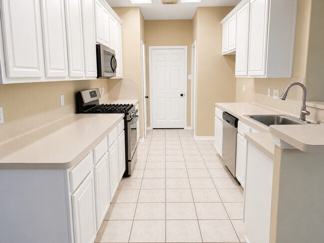 Building Photo - 134 N Camellia Grove Cir