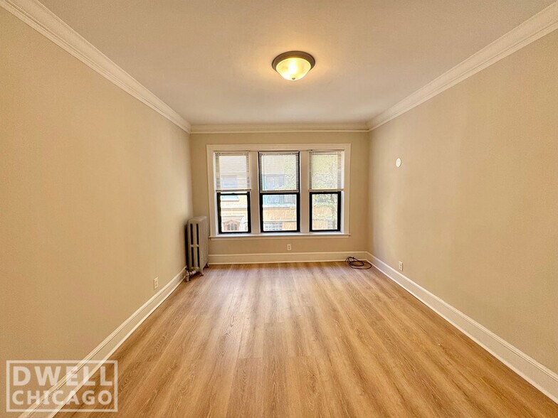 Building Photo - 2342 N Spaulding Ave