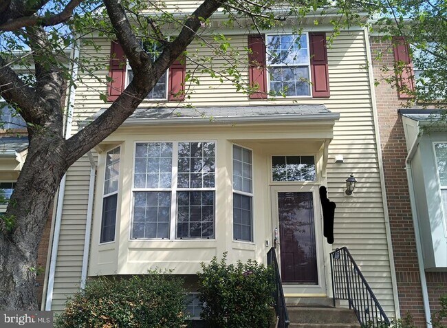 Building Photo - 5159 Race Pointe Pl