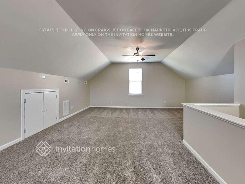 Building Photo - 60 Crest Cir