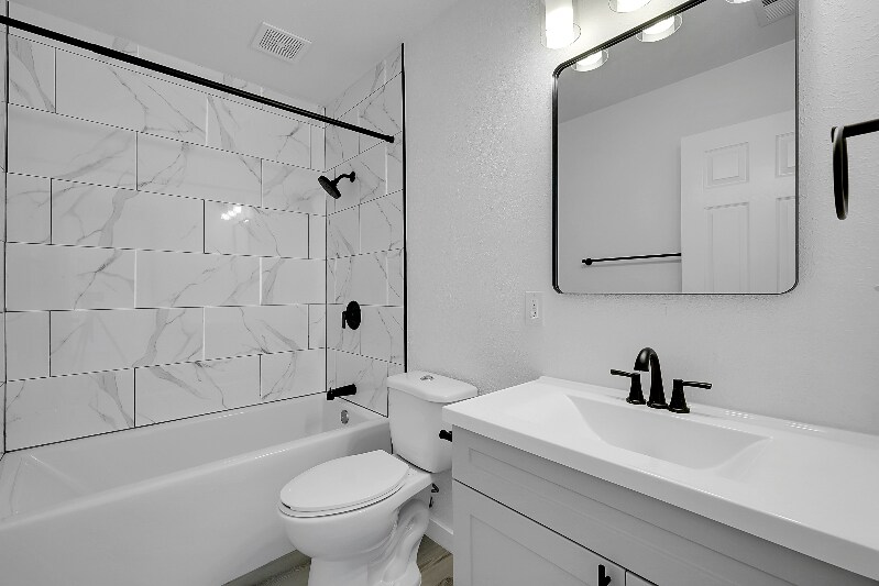 Building Photo - 10412 Dolecetto Dr