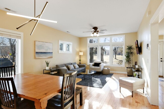 Building Photo - Charming 5-Bed Home with Hardwood Elegance in Minneapolis