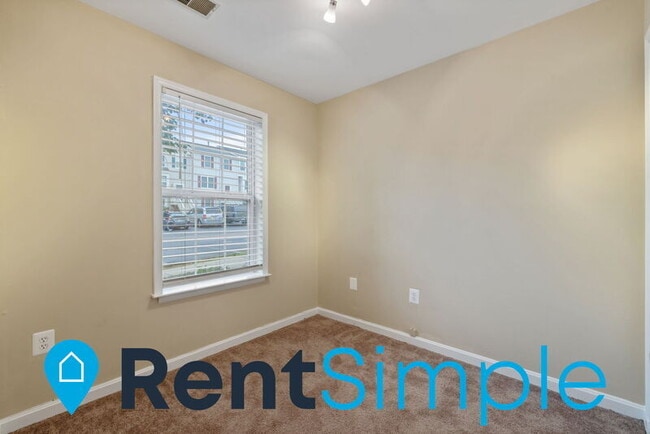 Building Photo - 14262 Newbern Loop