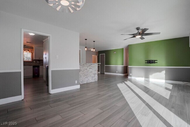 Building Photo - 908 Bonita Ave