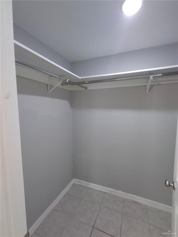 Building Photo - 14 Multi National