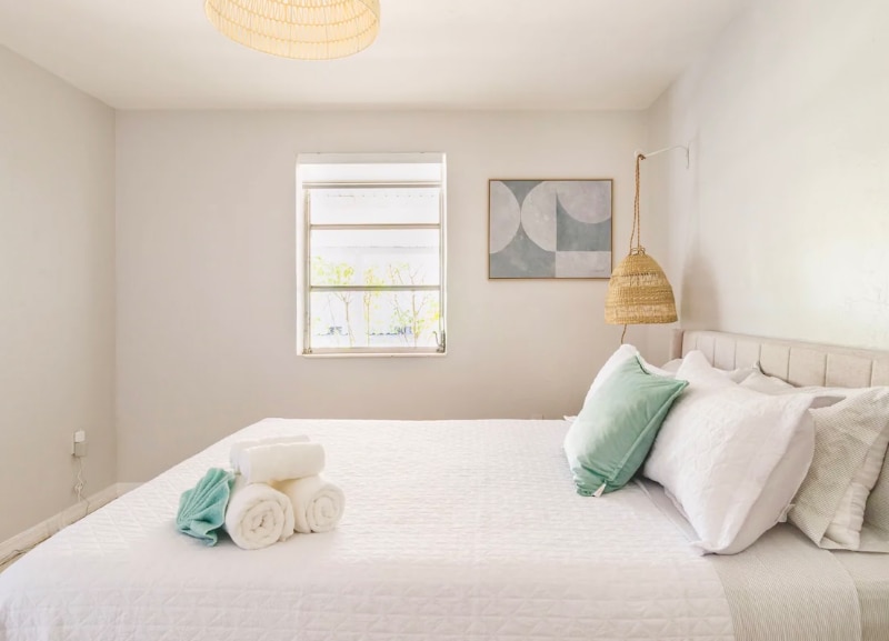 Building Photo - 2039 Monroe Ave