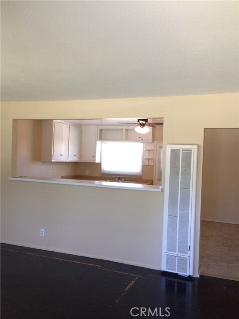 Building Photo - 130 W Westmont Ave
