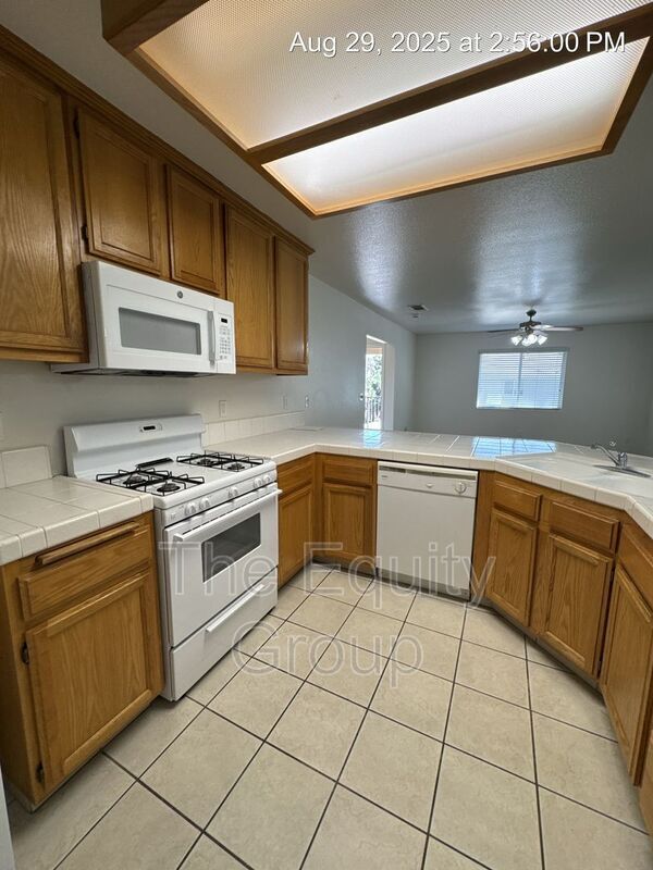 Building Photo - 2924 N Zachary St