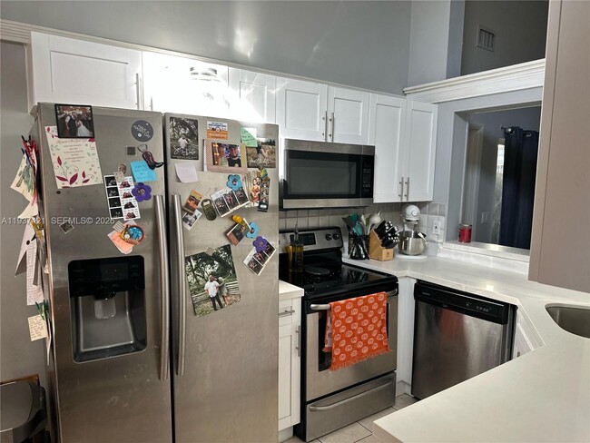 Building Photo - 223 SW 159th Terrace