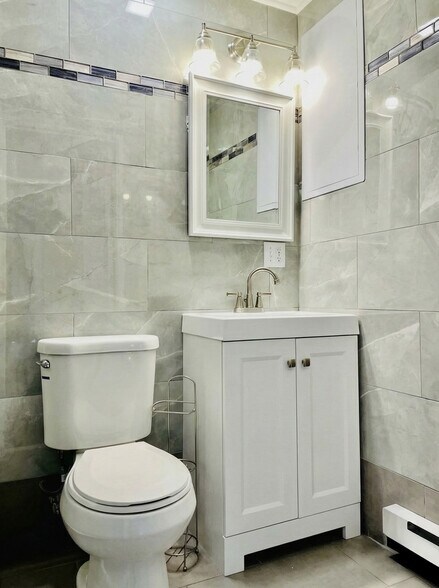 Building Photo - 65 Barbara Ln