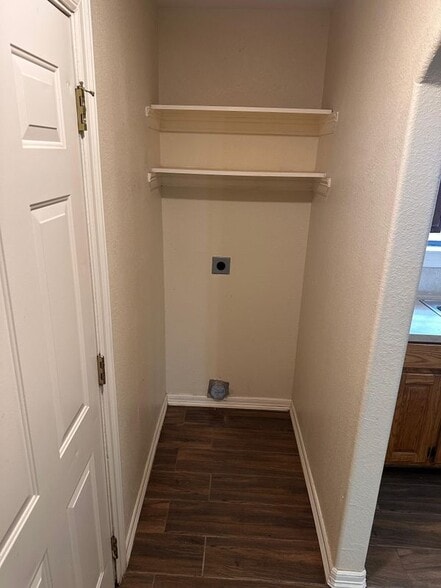 Building Photo - 2037 Diaz Ave