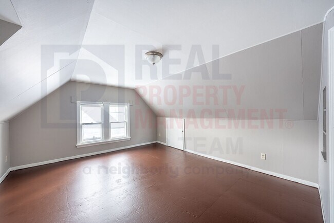 Building Photo - 8107 Goodman Ave