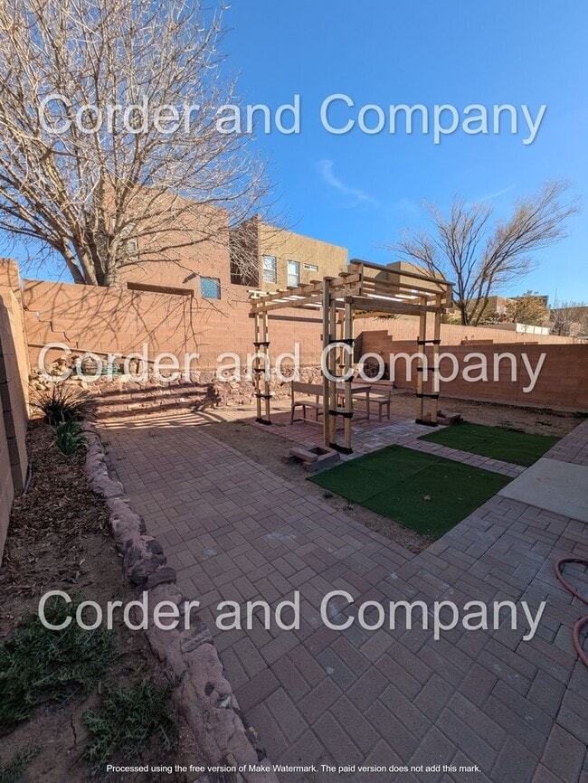 Building Photo - Massive 2 Story 3Bedroom 2.5 Bathroom, 2 Car Garage Townhouse at 1,838 Sq Ft.