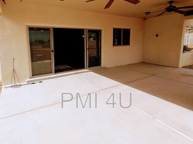 Building Photo - 2317 Garden Rd NE