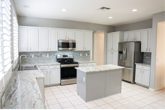 Building Photo - 3555 W Magellan Dr