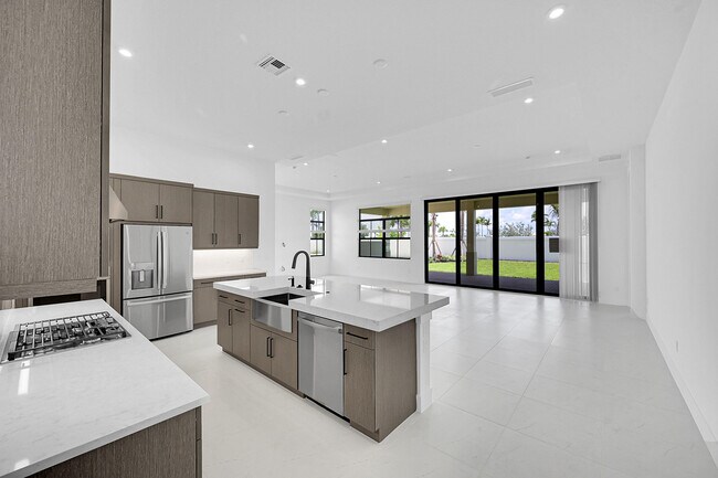 Building Photo - 9528 St Germain Dr