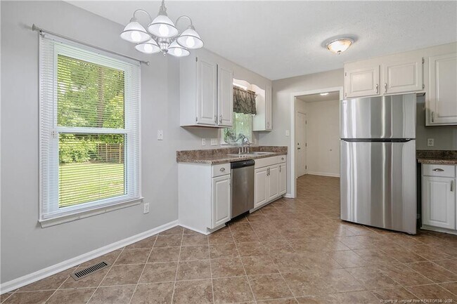 Building Photo - 3970 Loufield Dr