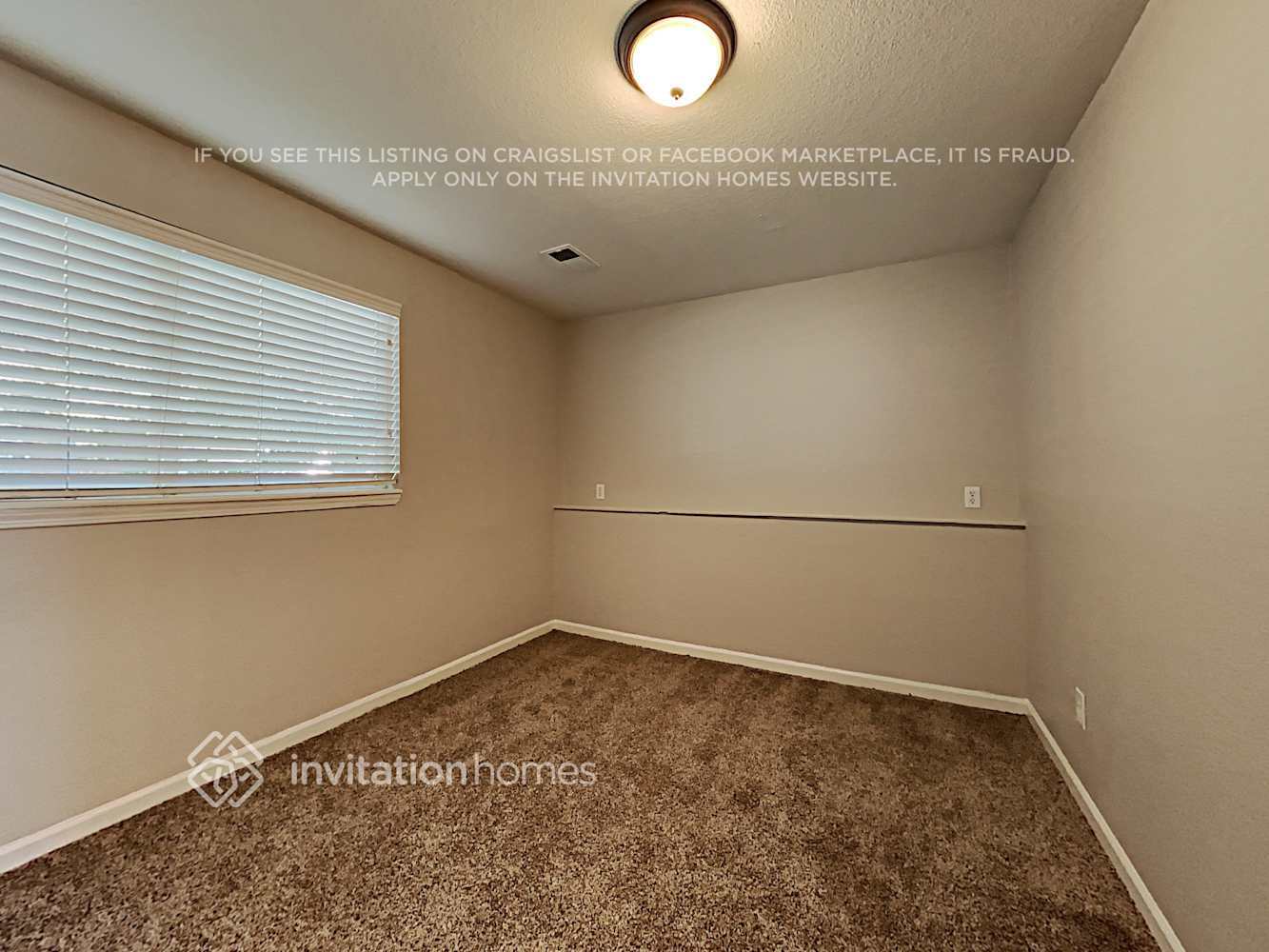 Building Photo - 4814 S Pagosa Way