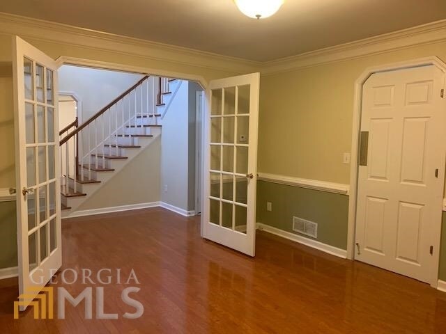 Building Photo - 552 Magnolia Dr